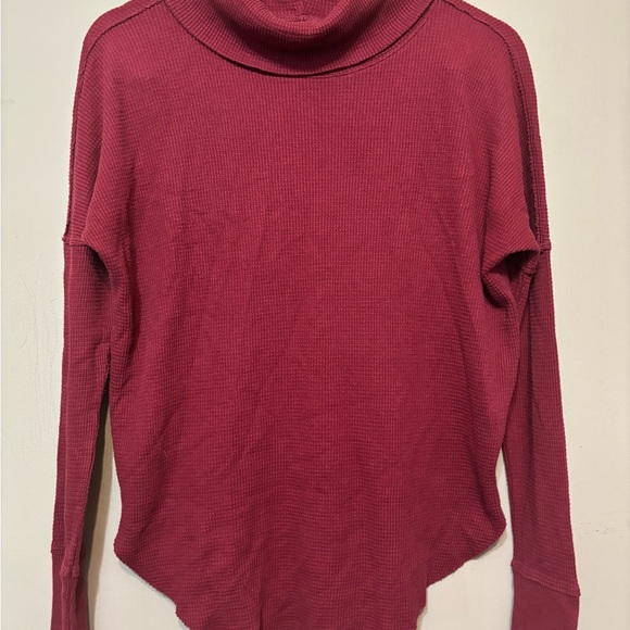 TNA ARITZIA Thermal Waffle Knit Burgundy Cowl Neck Top - Picture 3 of 10